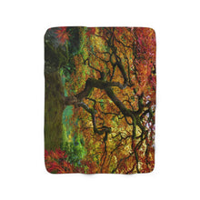 Load image into Gallery viewer, Magical Tree&#39;s Embrace - The Sherpa Fleece Blanket
