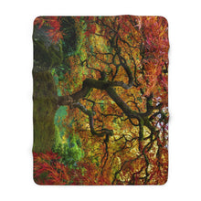 Load image into Gallery viewer, Magical Tree&#39;s Embrace - The Sherpa Fleece Blanket
